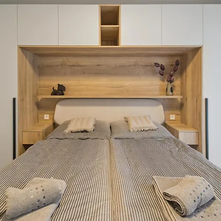 Bohemian Glow Of Krumlov