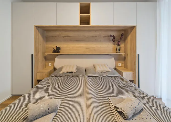 Bohemian Glow Of Krumlov