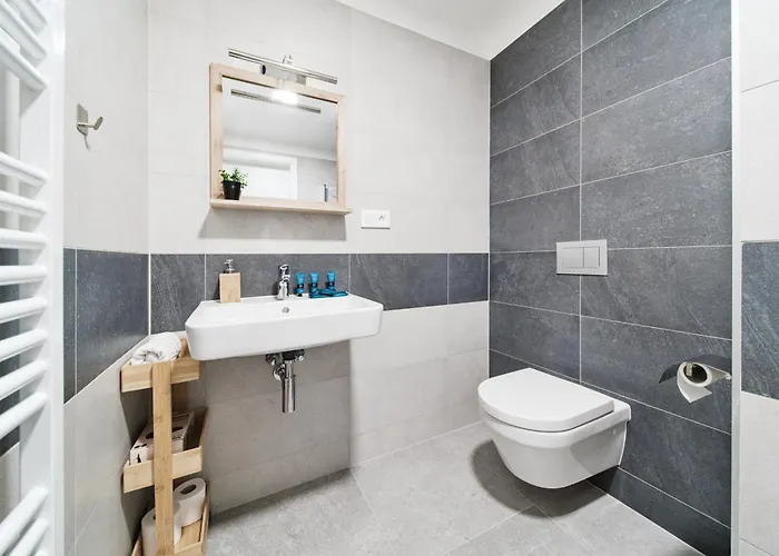 Bohemian Glow Of Krumlov * チェスキー クルムロフ